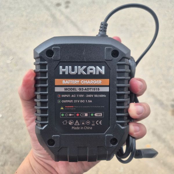 Combo pin sạc HUKAN CB-FX4500 (GEN 2) - Pin 4.5Ah và sạc 1.5Ah