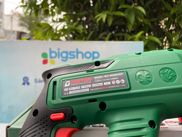 Máy khoan bê tông 3 chức năng M21-RH2603CP