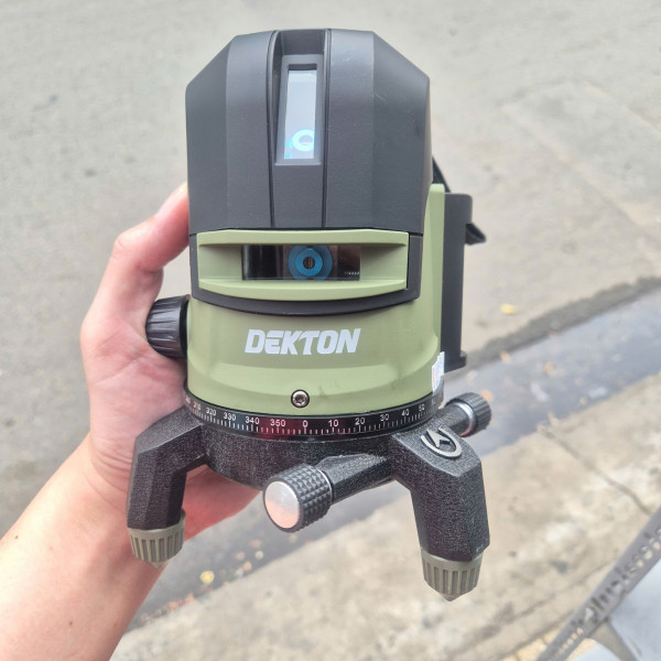 Máy cân mực laser 5 tia xanh DEKTON DK-LS0502XPRO