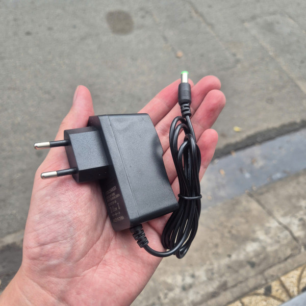 Máy cân mực laser 5 tia xanh DEKTON DK-LS0502XPRO