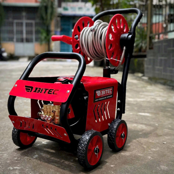 Máy xịt rửa, có chỉnh áp 3600W BITEC BT37