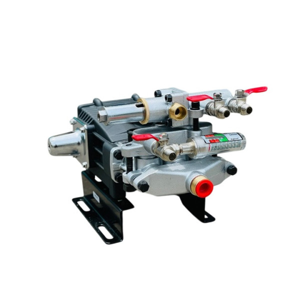 Đầu phun áp lực xịt rửa 7.5HP Piston Sứ DEWOO DW625C
