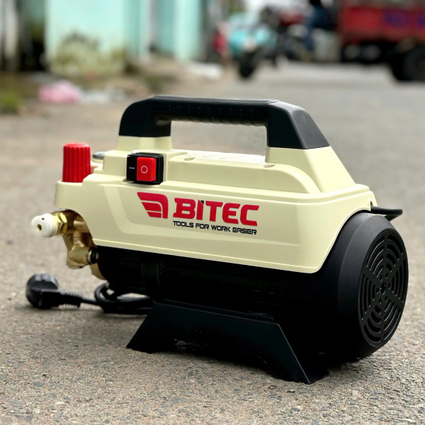 Máy Xịt Rửa BITEC-BT2730-2700W, có chỉnh áp