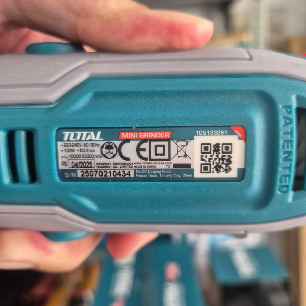 Bộ Máy Mài Khuôn Mini 130W Total TG5133261 – Kèm 251 Phụ Kiện & Trục Linh Hoạt