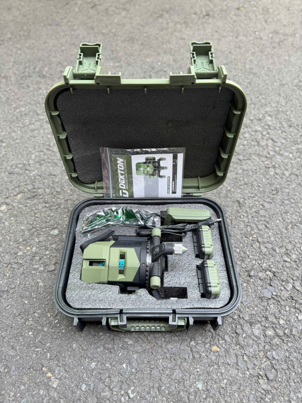 Máy Cân Bằng Laser 5 Tia Xanh Dekton DK-LS0503XPRO