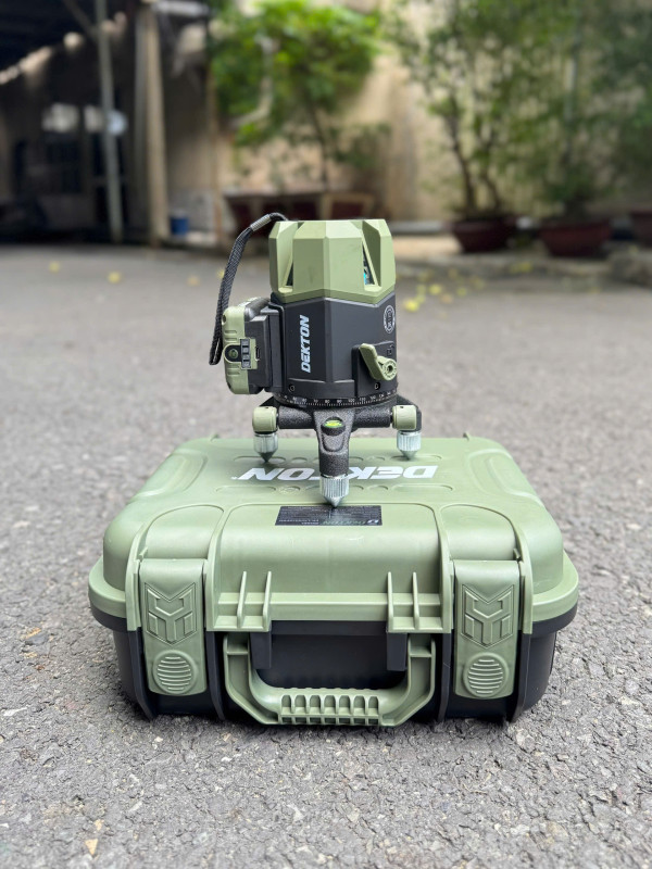 Máy Cân Bằng Laser 5 Tia Xanh Dekton DK-LS0503XPRO