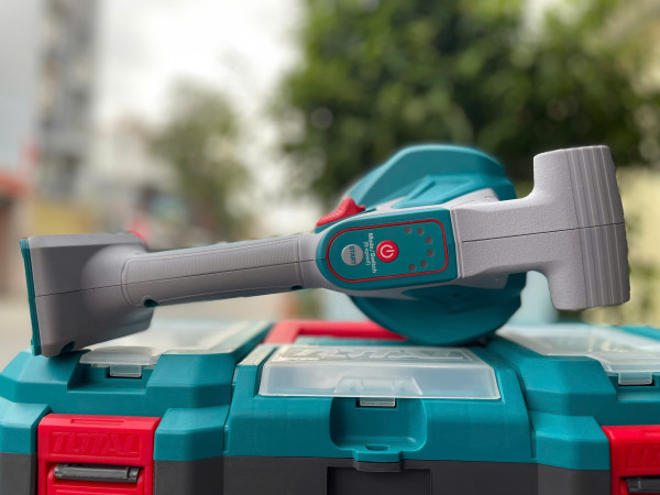 Máy rung ốp lát gạch dùng pin 20V Total TTVLI20018