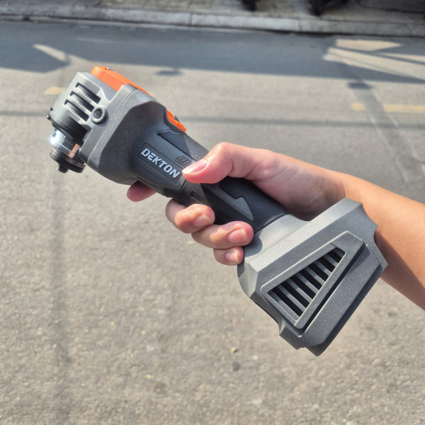 Máy Mài Góc Không Bánh Răng Dekton M21-AG1020GLT, 21V, Lưỡi 100mm