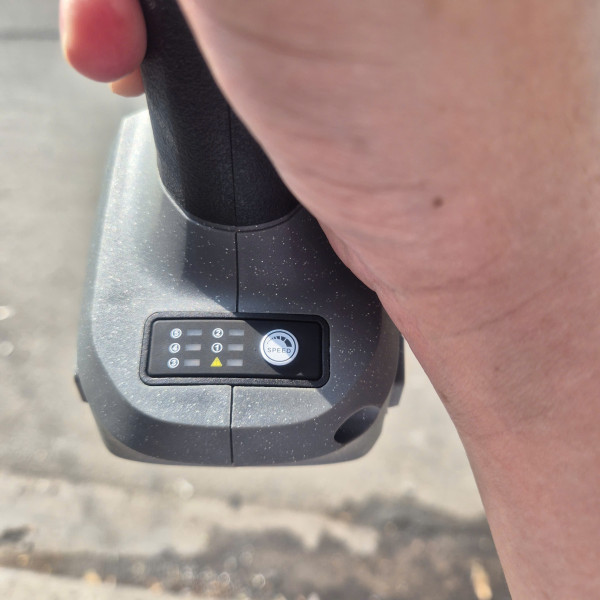 Máy Mài Góc Không Bánh Răng Dekton M21-AG1020GLT, 21V, Lưỡi 100mm