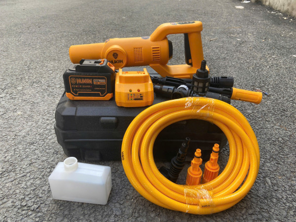 Máy rửa xe pin Hukan HK-PW4820BL ( Bộ gồm thân, 1 Pin, 1 sạc )