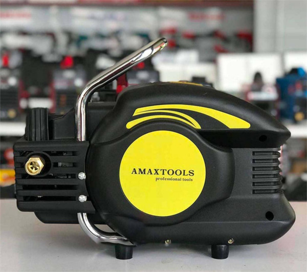 Máy xịt rửa áp lực  Amaxtools AMG2000