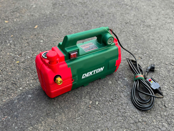 Máy Xịt Rửa Xe DEKTON DK-RX3001PLUS – 1350W, Chỉnh Áp 110 Bar