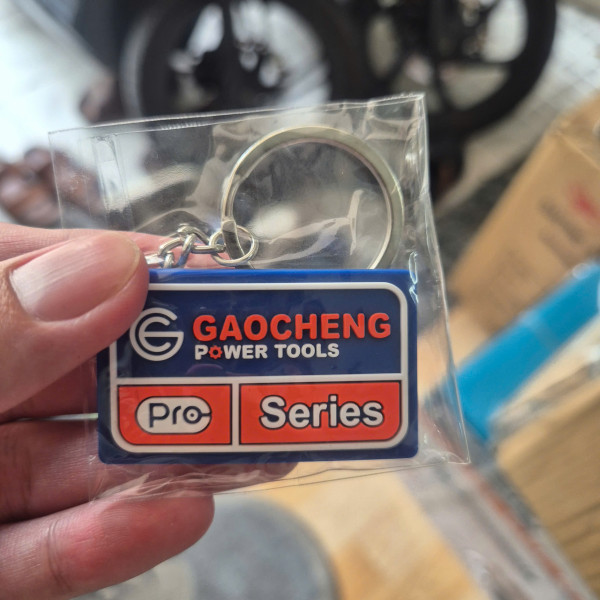 Máy đầm dùi bê tông cầm tay GAOCHENG PRO GN-VR3001 – 2850W