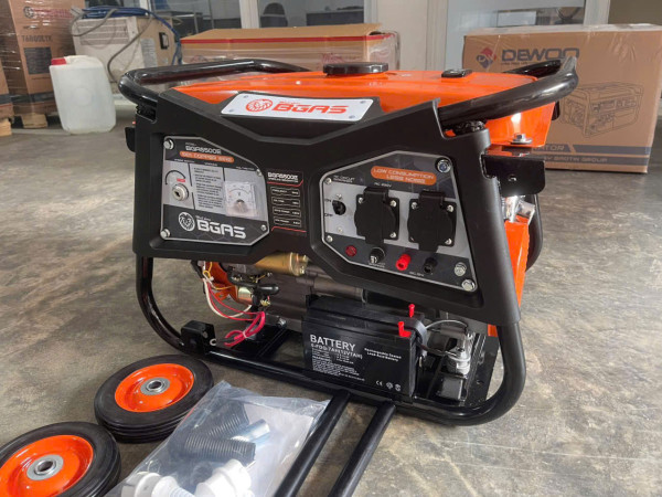  Máy phát điện chạy xăng Bgas BGA5500E