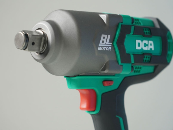 Máy siết bu lông dùng pin 20V DCA ADPB998DM (1 pin 5AH, sạc)