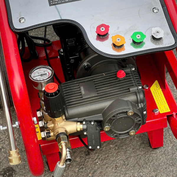 Máy Xịt Rửa Xe Công Nghiệp Áp Lực 3.5Kw Deko DK-X35