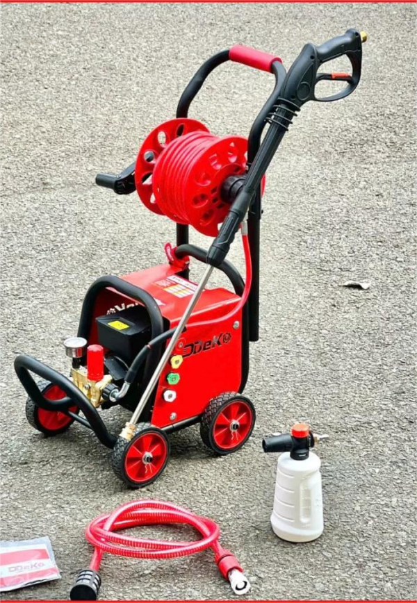 Máy xịt rửa xe  DDEKO DK-3500HQ