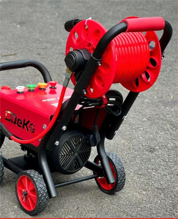 Máy xịt rửa xe DDEKO DK-3500RS