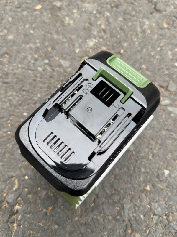 Pin DEKTON 21V /4ah, ACE SERIES phiên Pro M21-B4090XPROMAX/  M21-B4090PROMAX