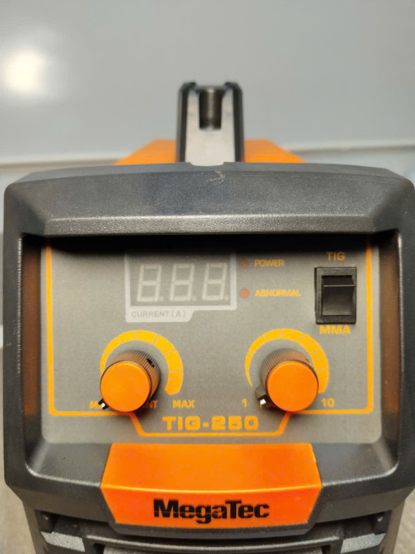  Máy hàn tig 1 chức năng Megatec WS-250S