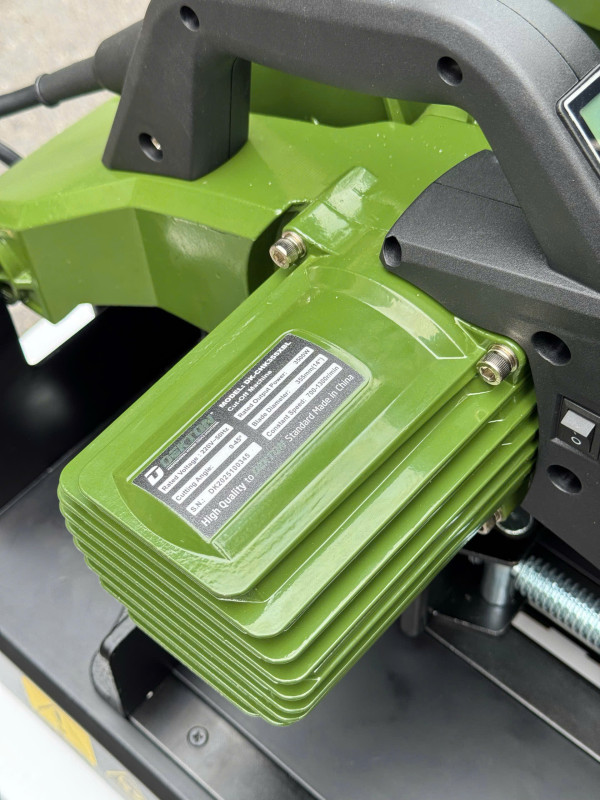 Máy cắt hợp kim 355mm DEKTON  DK-CHK355XBL, không chổi than