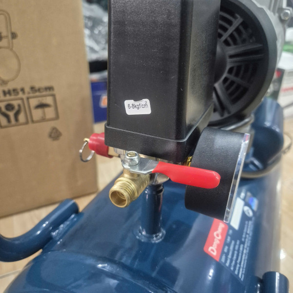 Máy nén khí không dầu 24L DONGCHENG DQE1500/24L - Công suất 1500W