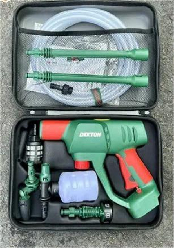 Máy rửa xe chạy pin Dekton M21-SRX1405PROMAX