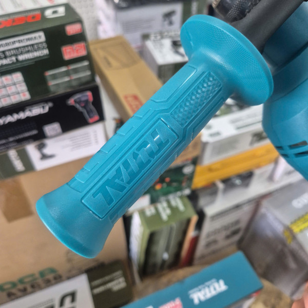 Máy Khoan Búa TOTAL TG1071366E (CS 710W, đầu kẹp 13mm)