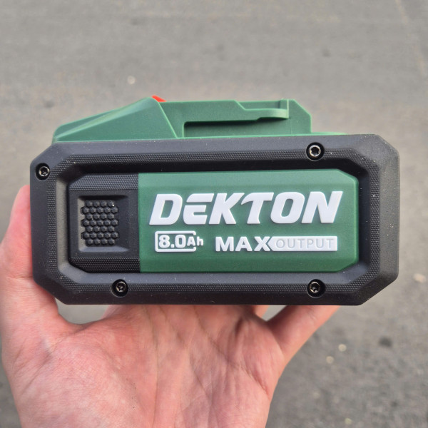 Pin 21V/8.0Ah DEKTON M21-B8140PRO (CELL SAMSUNG)