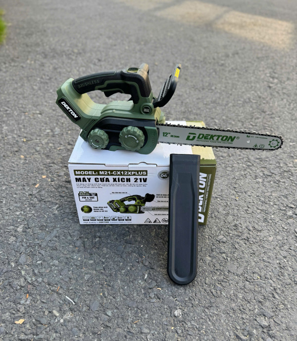 Máy cưa xích 12 inch Dekton M21-CX12XPLUS