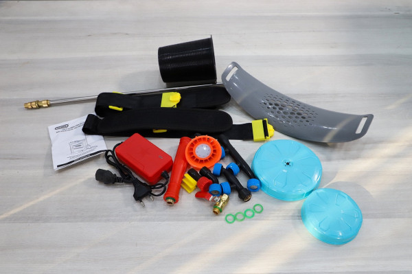 Máy phun thuốc trừ sâu, côn trùng điện OSHIMA Li20KV Xanh Pin lithium 12V8Ah