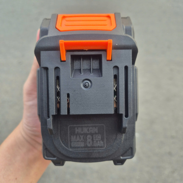Bộ pin 8.0Ah-5C và sạc 1.5Ah (Gen 1) HUKAN G1-P0806