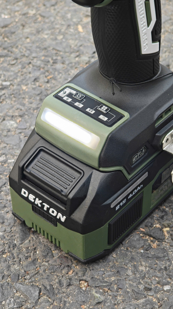 Máy khoan pin 3 chức năng DEKTON M21-ID13100PRO / M21-ID13100XPRO