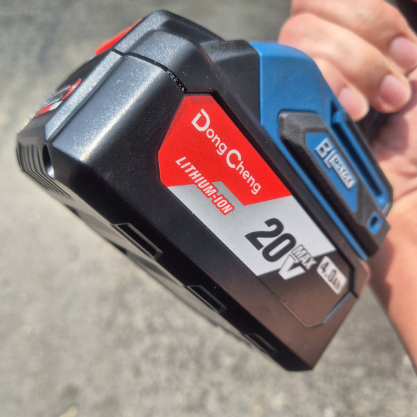 Máy khoan vặn vít dùng pin 20V Dongcheng DCJZ2060i