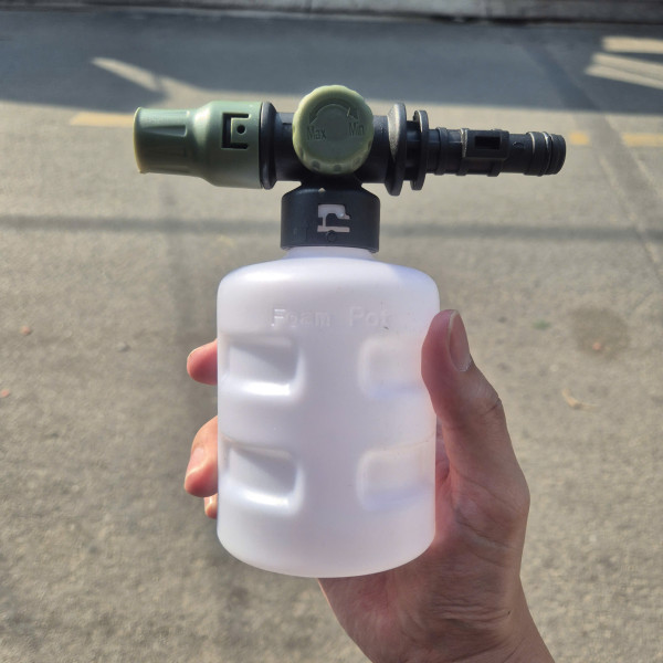 Máy xịt rửa xe dùng pin 21V DEKTON M21-SRX775XPRO - Thân máy