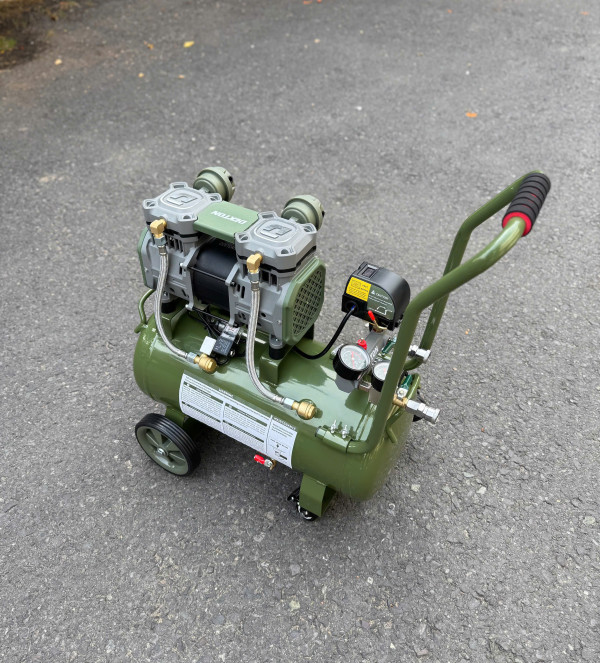 Máy nén khí không dầu 23L DEKTON DK-AC3925XPLUS (CS 1350W)