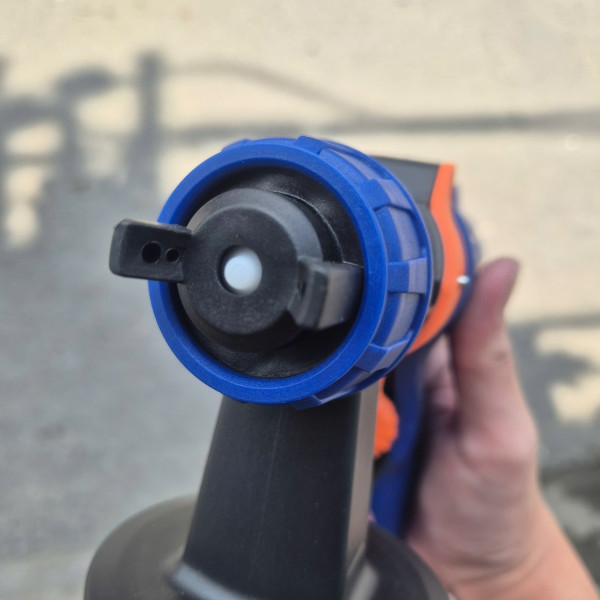 Máy phun sơn WADFOW WEG2A51 (550W, bình 800ml)