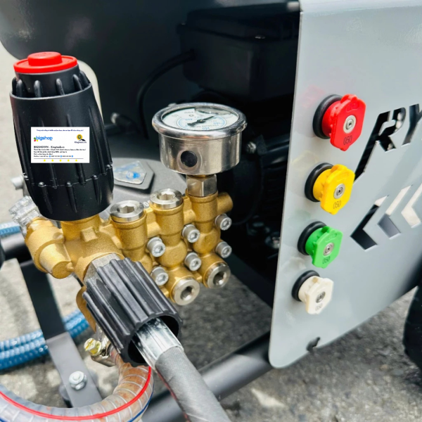 Máy rửa xe cao áp RYMARU RMY3000 (Công suất 3000W)