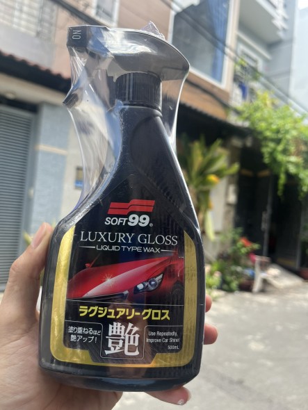 Chai xịt phủ bóng sơn xe LUXURY GLOSS -SoFT99 Nhật Bản