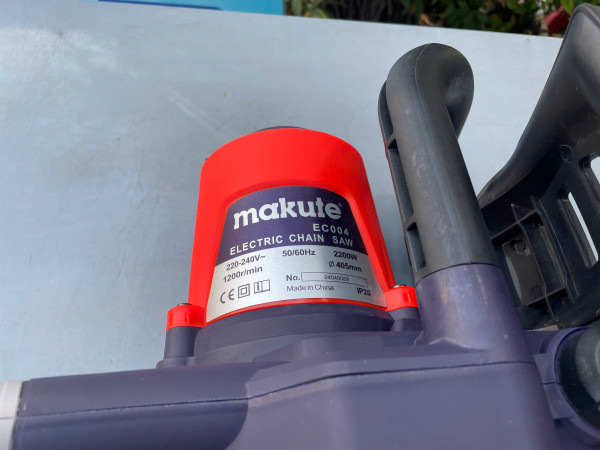 Máy cưa xích điện Makute EC004, CS 2200w