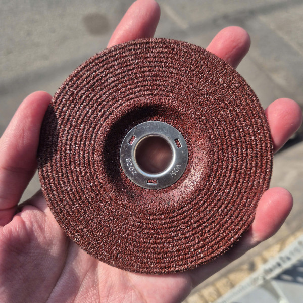 Máy mài góc Makita 9556HN 100mm, 840W (Công tắc trượt)