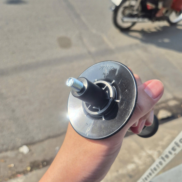 Máy mài góc Makita 9556HN 100mm, 840W (Công tắc trượt)