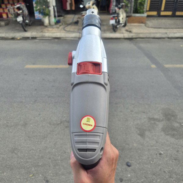 Máy khoan động lực CROWN CT10068, 1050W