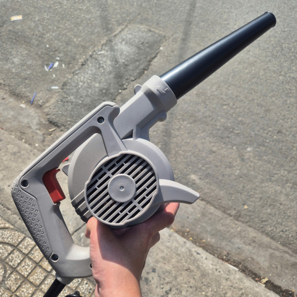 Máy thổi bụi Crown CT17010 (710W), hàng chính hãng