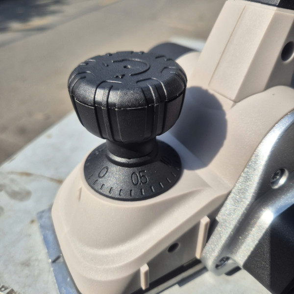 Máy bào Crown CT14019, cs 710W