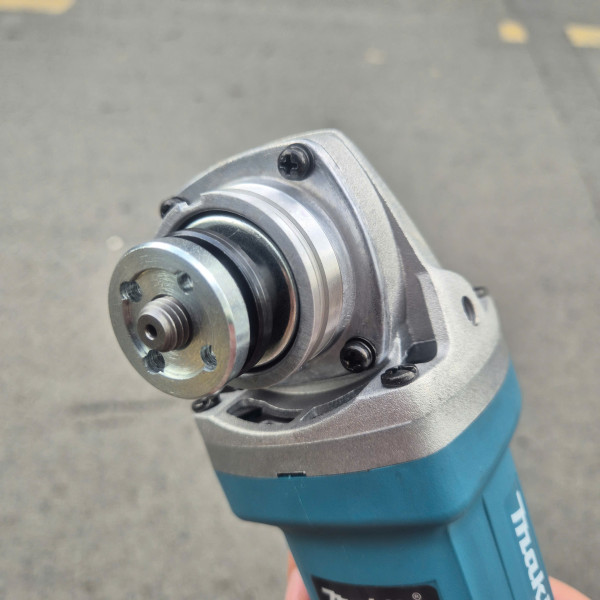 Máy mài góc MAKITA 9553B (100mm, 710W, công tắc đuôi)