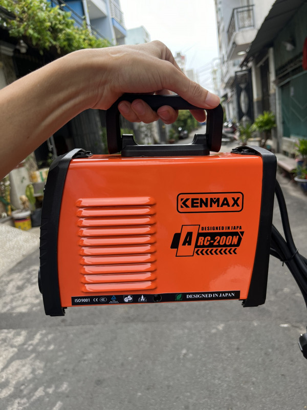 Máy hàn điện tử KENMAX ARC-200N, hàn que 2.5 ly