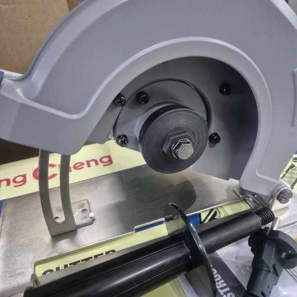 Máy cắt bê tông Dongcheng DZE180 (CS 1520W, Lưỡi 180mm)