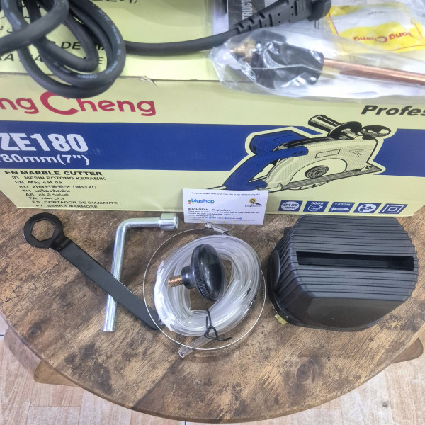 Máy cắt bê tông Dongcheng DZE180 (CS 1520W, Lưỡi 180mm)