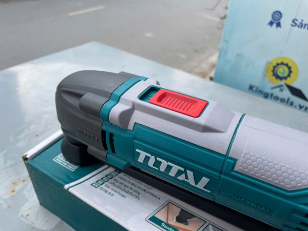 Máy cắt góc rung đa năng Total TS3006, có điều tốc